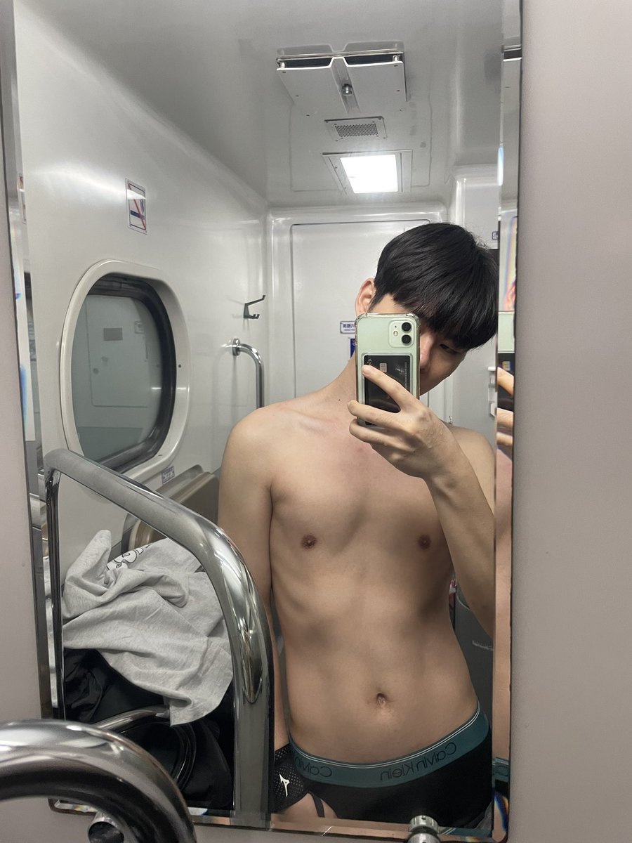 최근에 부상을 당해 운동을 할 수 없다
🙀🙀🙀