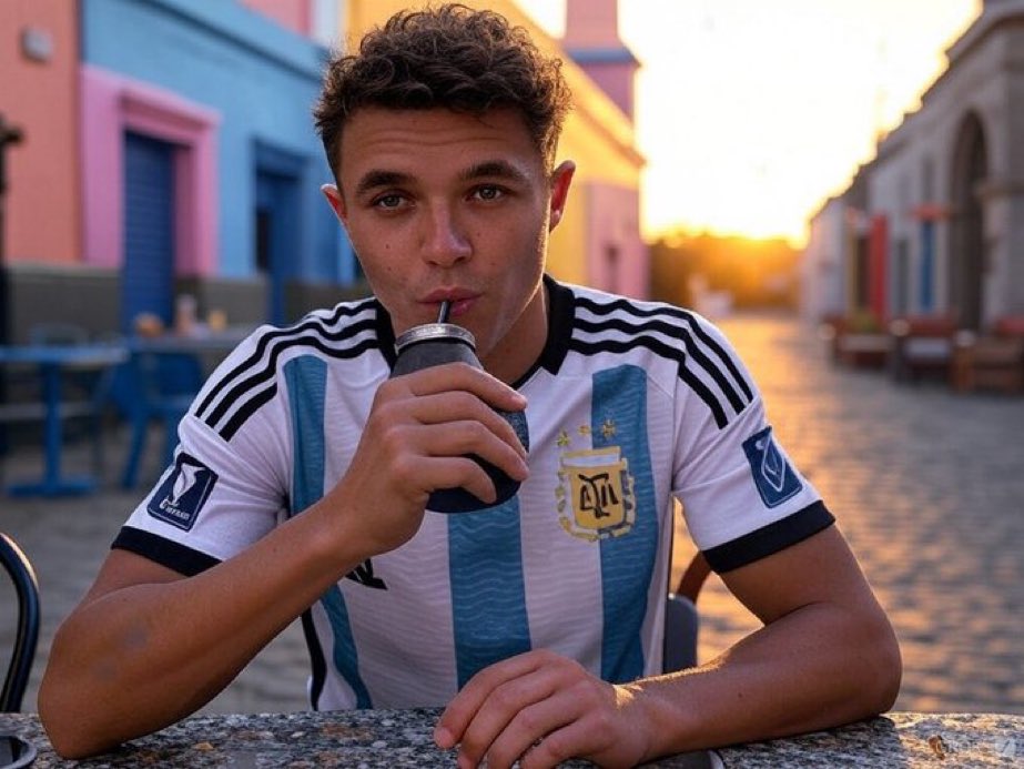 lando (@ln6rris) on Twitter photo 