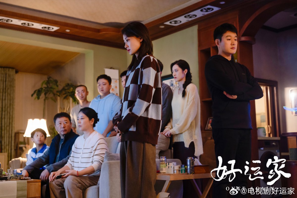 dramapotatoe's tweet image. The currently airing modern drama #OnceAgain, starring Zhang Xiaofei, Tong Dawei, Chen Xiaoyi, sp app by Guo Tao, Ma Sichao, Sui Junbo, Yu Yi, Hu Yixuan &amp;amp; more, releases new stills

More - m.weibo.cn/status/5110335…

#好运家