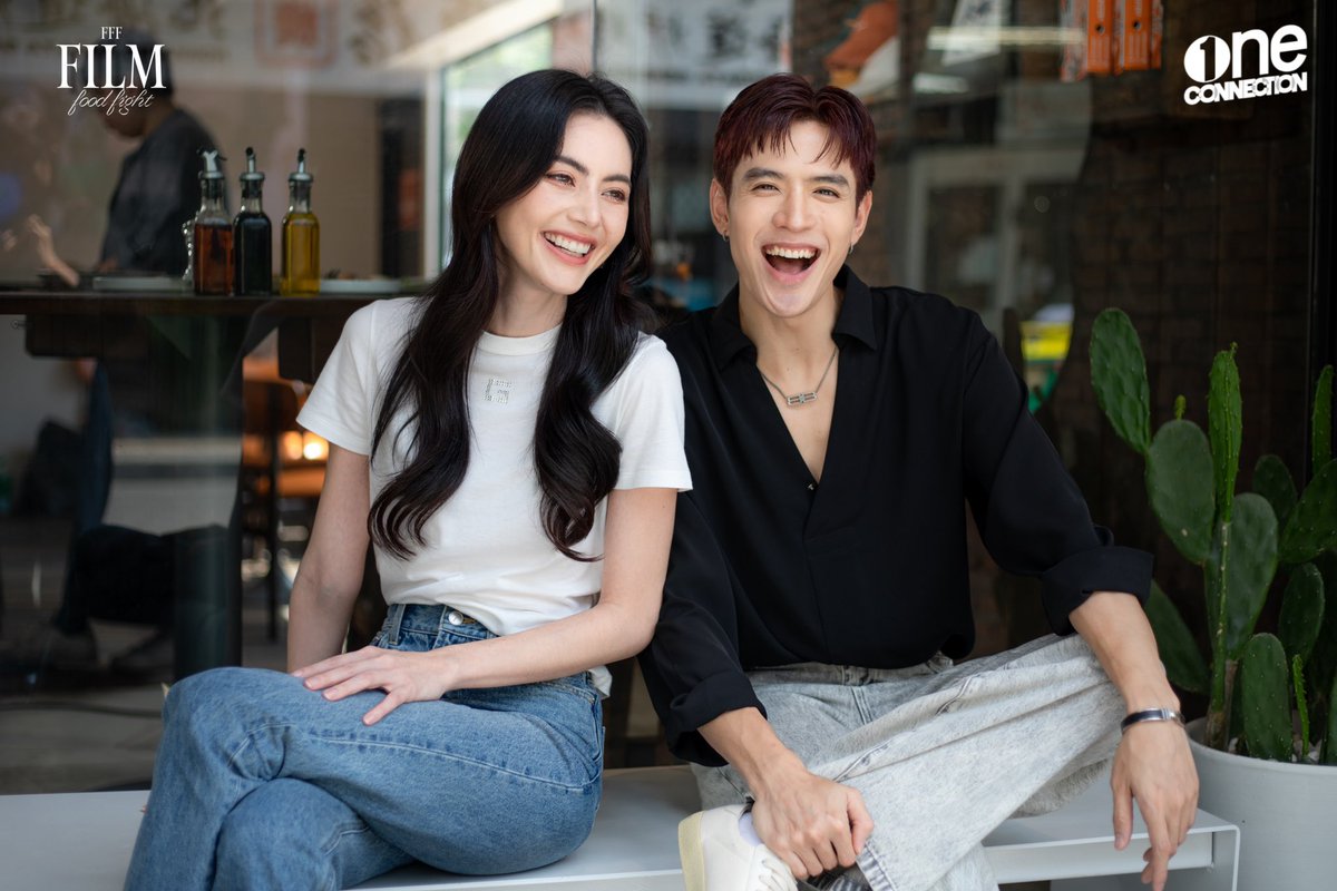 Oneconnection31's tweet photo. 🍴“ฟิล์ม - ใหม่” กับมื้ออาหารสุดพิเศษที่จอยในการเมาท์มอ���สุดๆ 😬 -  FFF : Film Food Fight | Ep.2

📍KENNEY’S BKK

ใครยังไม่ได้ดู ไปดู ▶️ YouTube : One Connection
🔗 https://t.co/KNHrKTxnay

#FilmFoodFight
#Filmthanapat 
#davika
#oneconnection 
#one31 https://t.co/GAG5W908fd