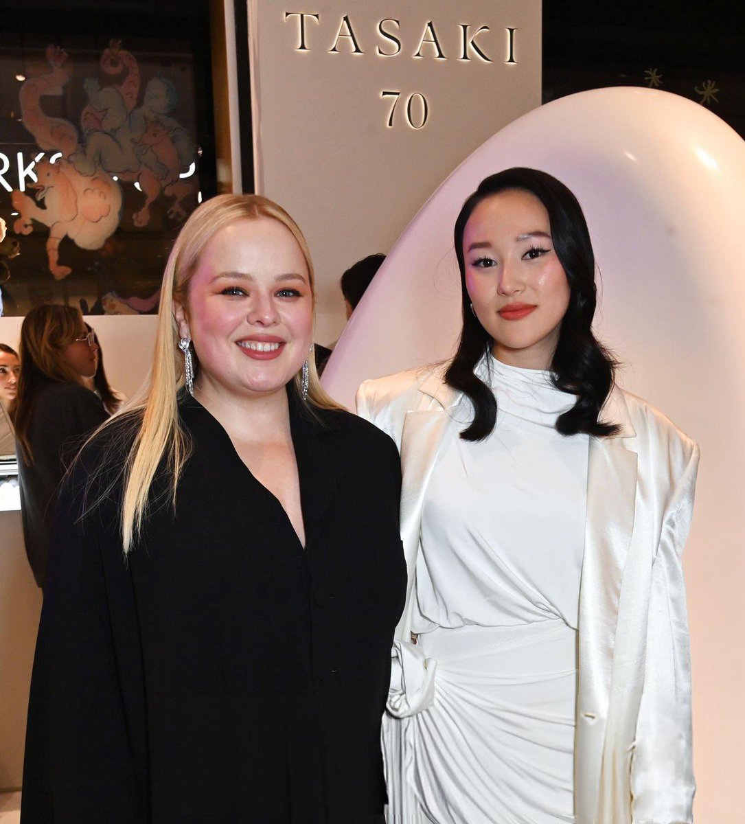 “I'm back to filming Bridgerton. And it’s much more chill for me this time around, because it’s Luke Thompson &amp; Yerin Ha's love story, &amp; they’re doing amazing &amp; they’re doing all the heavy lifting” -Nicola Coughlan on Returning for #Bridgerton Season 4

🔗 radiotimes.com/tv/sci-fi/doct…