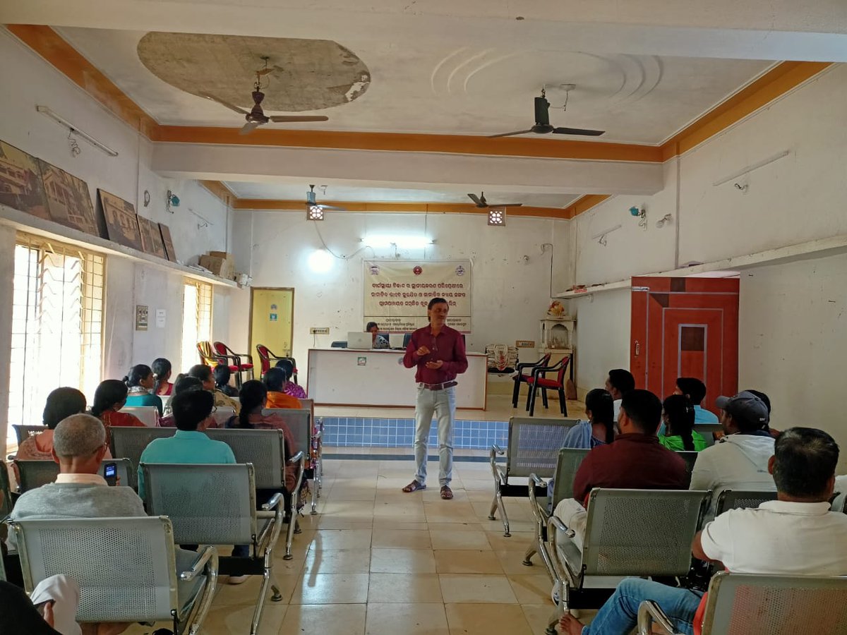 dprc_koraput's tweet photo. Training on "Socially Just &amp; Socially Secured GP (LSDG Theme-7)" held at Block Conference Hall of Laxmipur Block, Koraput District on 10-12-2024.
@sird_pr_odisha
@mopr_goi
@NITIAayog
@ZP_Koraput
@dmkoraput
@Hibhusat
@CMO_Odisha
@surendrakumarme https://t.co/gZ3qqOE4OX