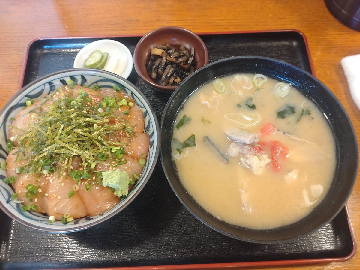 銚子港で贅沢ランチ

#忍者千
#ninja1000
#銚子港