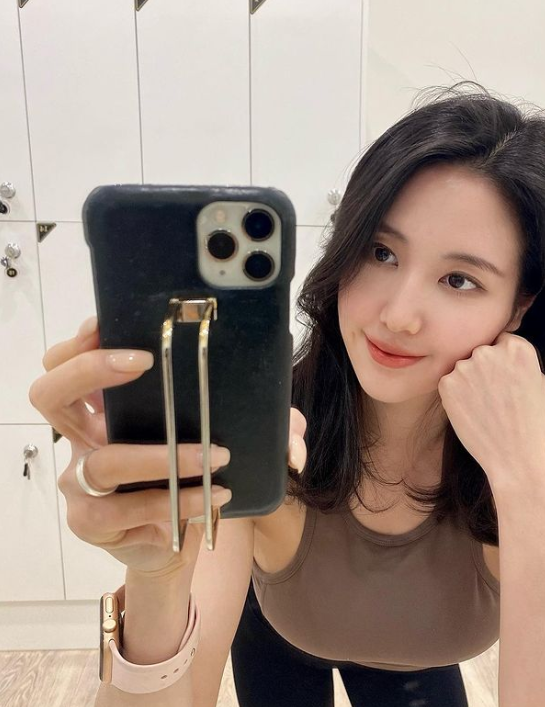 干的时候叫妈妈我会流水水，想找个小狗线下，这条点赞的给你看大奶子！