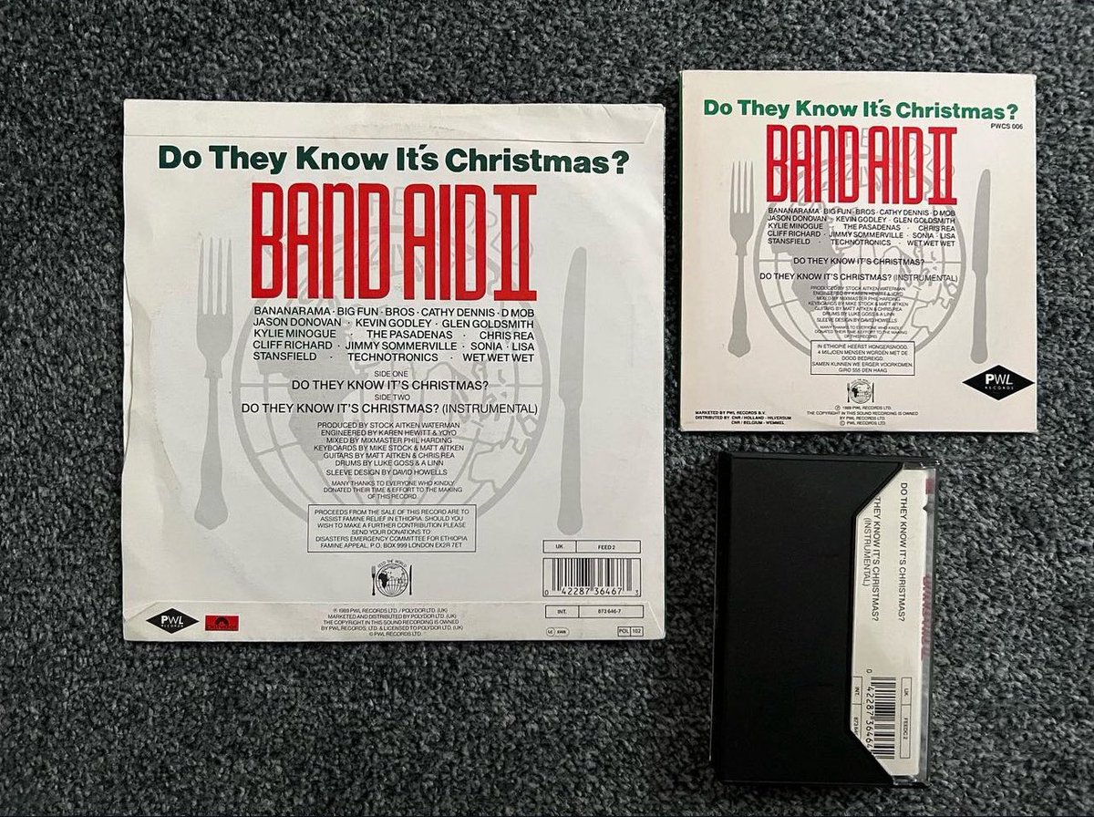 spsmith136's tweet photo. #BandAidII #DoTheyKnowItsChristmas released 35 years ago today!! Features @kylieminogue #7inch #vinyl #CD #cassette @mikestockmusic @PWLHitFactory ππΆππΌπΊπ»ππ
π» xx https://t.co/JNTeW2t0xY