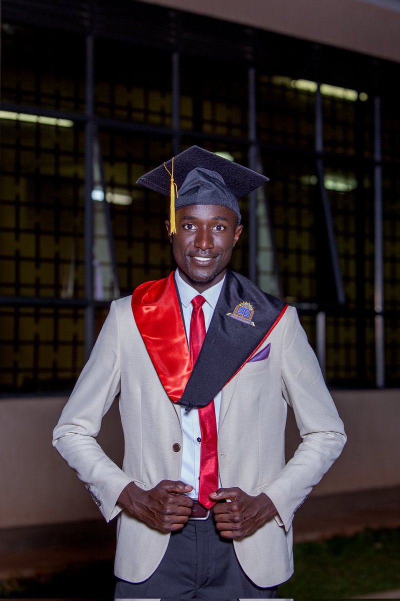 BillsEdgar's tweet image. Honoured to share my joy and looking forward towards future endeavors 
up Kyu center of knowledge and skills
2024
BBA
done em dusted
Thank you all
#KyU20thGrad 
@kyambogou