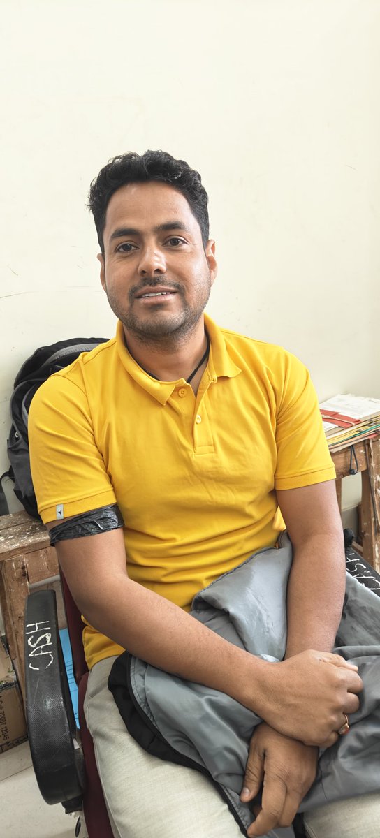 आज प्रदेश भर मे बिजली कर्मचारी निजीकरण के खिलाफ #काली_पट्टी बांध कर विरोध कर रहे हैं। निजीकरण मात्र कुछ सेठों के फायदे के लिए है, जनता के लिए नहीं। 
#Stop_Privatization_of_Electricity

#बिजली_का_निजीकरण_बंद_करो

<a href="/BhajanlalBjp/">Bhajanlal Sharma</a> 
<a href="/RajCMO/">CMO Rajasthan</a> 
<a href="/ml_vikas/">vikas sharma</a> 
<a href="/PMOIndia/">PMO India</a> 
<a href="/ashokgehlot51/">Ashok Gehlot</a>