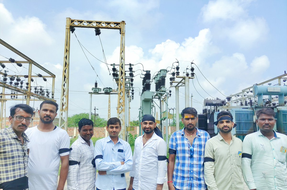 #Stop_Privatization_of_Electricity 

#निजीकरण बन्द करो राजस्थान सरकार

<a href="/narendramodi/">Narendra Modi</a> 
<a href="/RajCMO/">CMO Rajasthan</a> 
<a href="/hlnagar/">Heeralal Nagar</a> 
<a href="/News18Rajasthan/">News18 Rajasthan</a> 
<a href="/BhajanlalBjp/">Bhajanlal Sharma</a> 
<a href="/1stIndiaNews/">First India News</a> 
<a href="/TejpalMirdha/">Tejpal Mirdha</a>
<a href="/ZeeNews/">Zee News</a> 
<a href="/PrthveerajG/">prathviraj gurjar</a> 
<a href="/AvvnlPro/">Ajmer Vidyut Vitran Nigam Ltd</a> 
<a href="/ccc_jdvvnl/">Jodhpur Vidyut Vitran Nigam Limited</a> 
<a href="/JVVNLCCare/">Jaipur Vidyut Vitran Nigam</a>