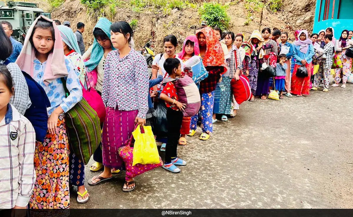 #Manipur's Pre-Clash Immigrant Identification Efforts: A Key Development Before May 2023 Violence 

5 weeks before the deadly clashes in May 2023, a #Manipur government subcommittee, comprising #Kuki, #Naga, and #Meitei ministers, took decisive action to identify and address the