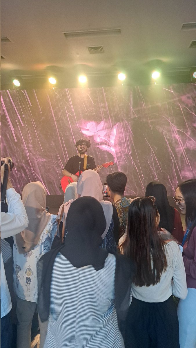 Ngeyub di UGM nemu <a href="/KuntoAjiW/">ᗰ ᘔ K ᑌ ᑎ</a>