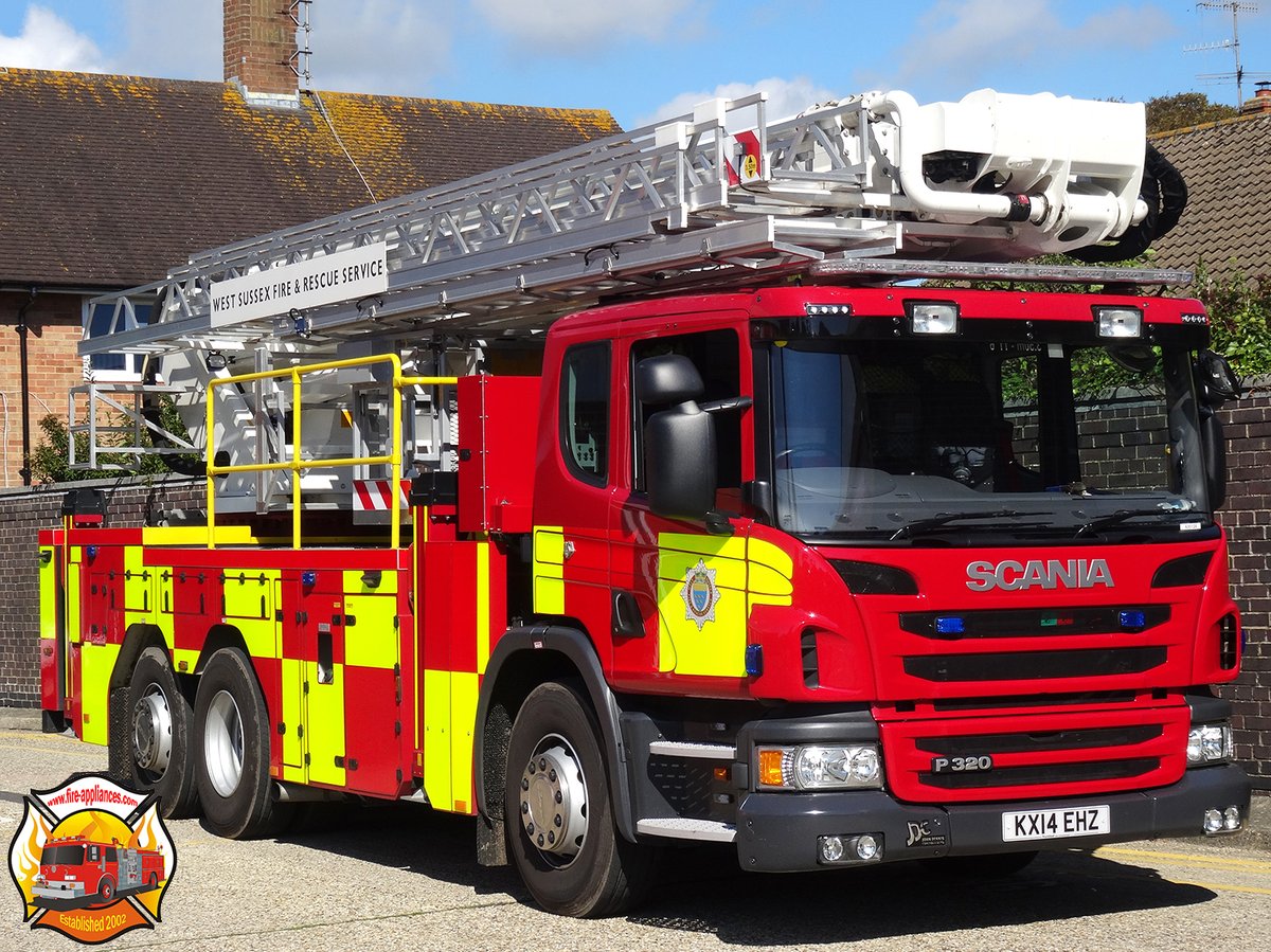 evo_uk's tweet image. Looking back at a selection of @WestSussexFire &amp;amp; Rescue Service vehicles seen on the run at @WorthingFire Station over recent years. #westsussex #worthing #fireengine #firetruck #scania #jdc