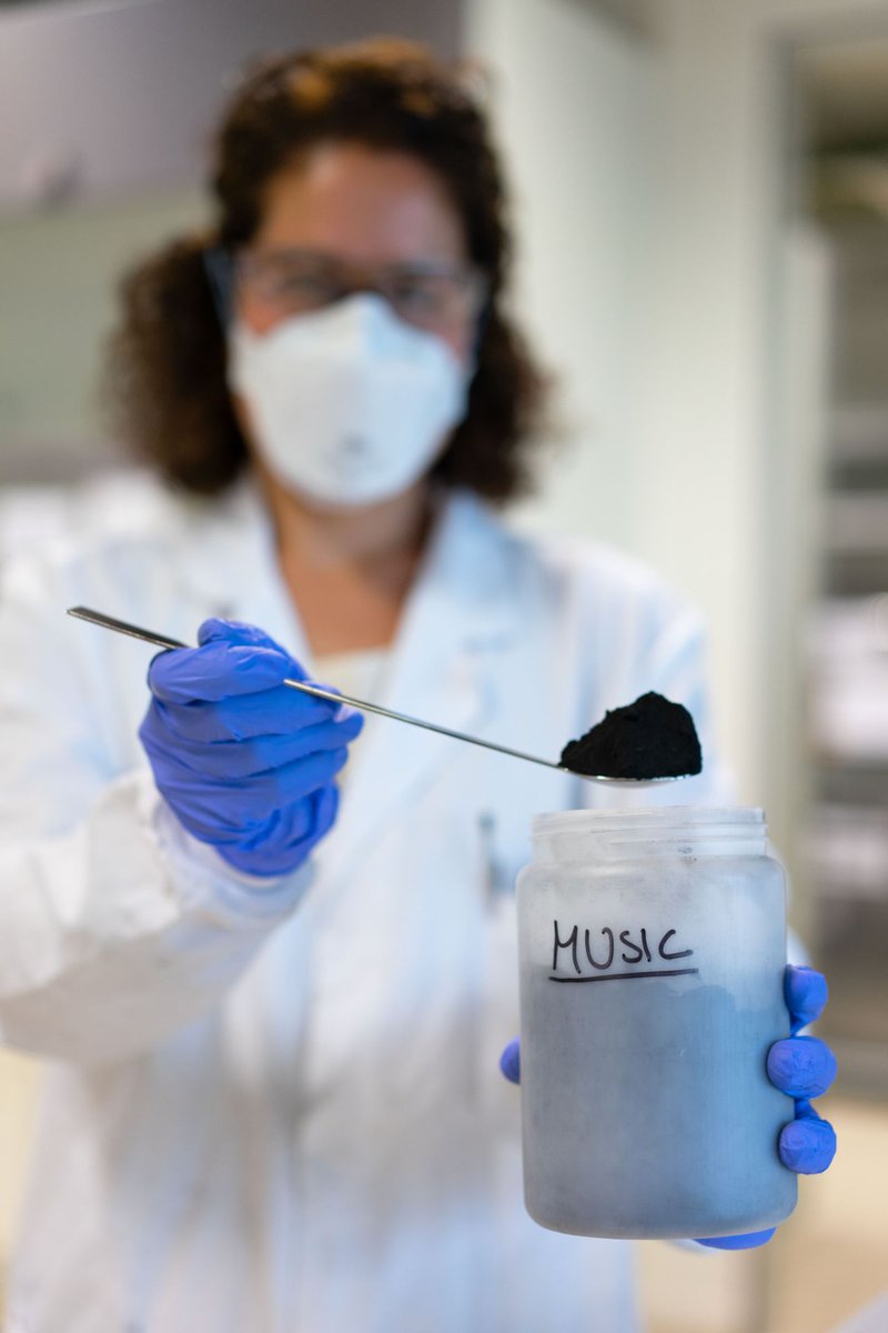 MUSICProjectEU's tweet image. 🌟 As the year ends, we celebrate reaching the halfway point of the #MUSICProject! 🎉

Key milestones:
✅ Cell/module testing protocols.
✅ Advanced DEP strategies.
✅ Optimized materials upscaled.
✅ 1kg sacrificial salt 🧂 delivered to Beyonder for the #pilotline.
Thank you!🌍