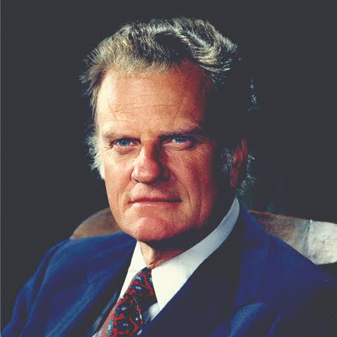 MaureenWangu__'s tweet photo. They asked the late Billy Graham before he went to be with the Lord what he'd have done better and he said,
"I'd have read more, & prayed more."
While you breathe, do these more often. 🩷🌸✨
#ApGL https://t.co/f1PX5UtcxQ