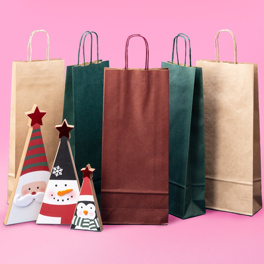 🍾🎁 Your holiday hero: wine in an elegant bag! These bottle bags are the ultimate wrapping hack for gifts that say ‘I put effort into this’ (even when you didn’t 😉).  Cheers to easy elegance!

bit.ly/4gtCdmD