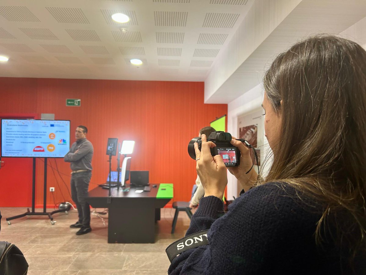 Today we’re at the I Conference on New #Technologies and #Education hosted by <a href="/INIT_UJI/">INIT</a> ! 🎥✨ From conducting the event to capturing every highlight on video, we’re here to showcase #innovation in action