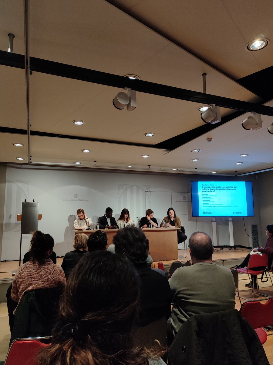 Aquest matí intervenim a la taula rodona de <a href="/joventutcat/">Joventut</a> sobre polítiques  juvenils per millorar la participació de les noves generacions.