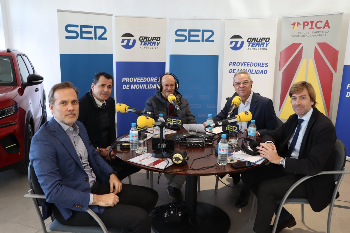 🔴 Comienza el programa #HoyporHoySevilla de <a href="/RadioSevilla/">Radio Sevilla</a> de <a href="/La_SER/">Cadena SER</a>
desde el Parque Empresarial PICA.

¡Síguelo en directo! ⬇️

cadenaser.com/radio-sevilla/
