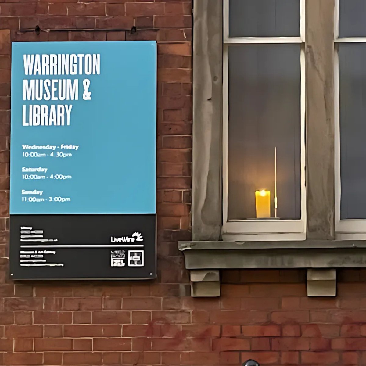 YourLiveWire's tweet photo. This evening, Warrington Central library will be lighting up in support of the reopening of Spellow Library Hub 🌟💖
Let's #ShareALight on libraries as vital spaces for sanctuary, knowledge, and community 📖✨
@CultureLpool @LpoolCityCouncil https://t.co/cNGW8WIQKq