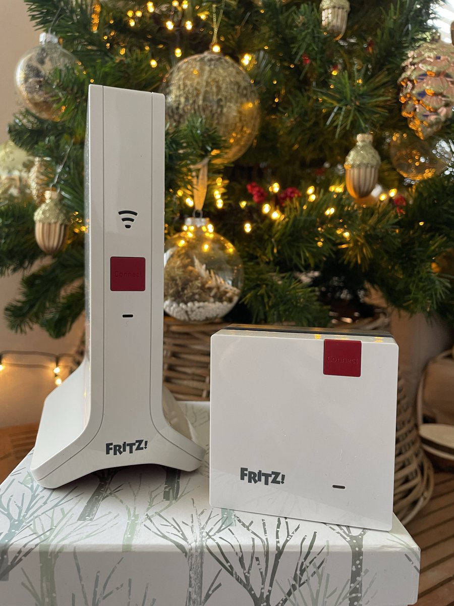 fritz_com_be's tweet image. 🎄🎁Cadeautip! Ben je nog op zoek naar een goed cadeau voor de kerst? Geef goede Wi-Fi! De FRITZ!Repeaters zijn te combineren met elke router, dus je kunt ze aan iedereen cadeau geven. 

#FRITZrepeater #cadeau #cadeautip #kerstcadeau