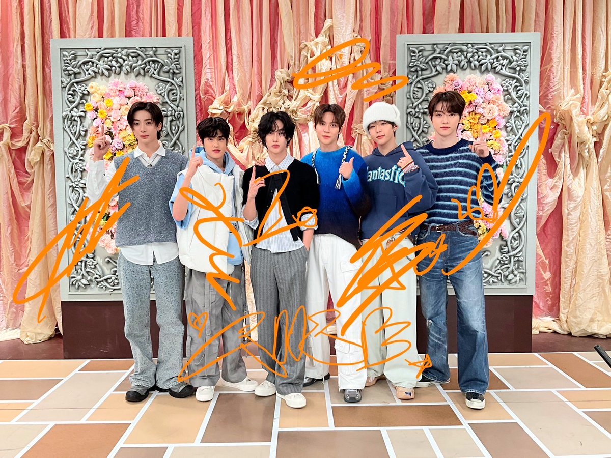 🎄🎄🎄🎄🎄🎄

#RIIZE の皆さん!!

アゲアゲなパフォーマンス
ありがとうございました🎸❤️‍🔥

＼ #BRIIZEー の皆さん ／

#FNS歌謡祭 をつけて
日本デビュー曲 ♪ #Lucky の感想💕✉️を
届けてくださいね📝

🎄🎄🎄🎄🎄🎄