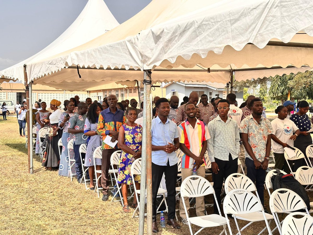 Today, we gather with grateful hearts at the CSIR Animal Research Institute for our annual Thanksgiving service.

It is indeed a time to reflect, celebrate &amp; look forward to a more productive year ahead!

Merry Christmas from all of Us at CSIR!🎄💙💖🤍

#CSIRGhana #thanksgiving