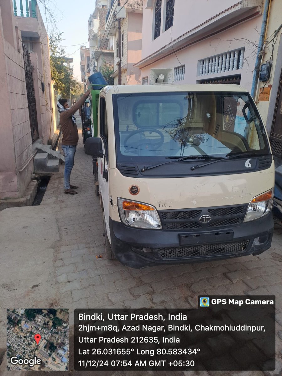 NPPBindki's tweet photo. CT/PT Toilet Cleaning and Door-to-Door Kuda Collection #NPPBindki

#sbmurbangovupn2024
#aksharmabharatpage
#amritabhijat
#SwachhSurvekshan2024
#SwachhAmritMahotsav
#YouthVsGarbage
#MoHUA_India
#SwachhBharatMissionMinistry
#sbmurbangov
#nagarvikasup
#NayaUPSwachhUp https://t.co/9mYAqOwJw5