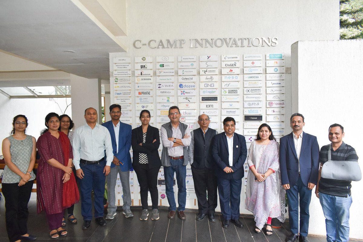 HPCL's tweet photo. 🇮🇳 India’s Path to Energy Independence & Sustainability! 🌱

In a bold step towards achieving Aatmanirbhar Bharat and advancing the National Biofuel Policy, HPCL Green R&D Centre has joined hands with Bengaluru-based Sea6 Energy Private Limited to revolutionize biofuel production from seaweed biomass. 🌊✨

With HPCL’s commitment to net-zero carbon emissions by 2040, this collaboration is set to transform how we harness energy:
•🌍 Sustainability: Seaweed farming thrives without competing with food security, fertilizers, or irrigation.
•💡 Innovation: Seaweeds grow faster than crops, double their biomass in days, and are ideal for carbon capture.
•🔬 Technology: Together, HPCL and Sea6 Energy will develop and scale cutting-edge methods to convert seaweed into biofuels and chemicals.

This partnership strengthens India’s journey towards energy security, aligns with global climate goals, and establishes a benchmark in sustainable innovation.

Let’s turn the tides and make India a global leader in green energy! 🌟

#India #HPCL #Sea6Energy #Sustainability #Biofuels #NetZero #EnergySecurity #Innovation #AatmanirbharBharat