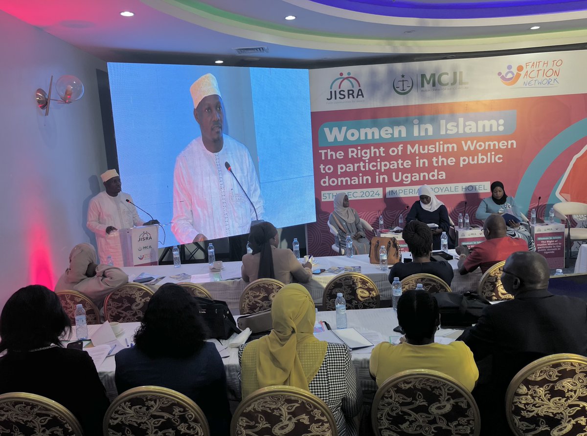 Dr. Walusimbi Abdul Hafiz is the head of Department and Senior Lecturer in the Department of Shariah at Islamic University in Uganda. He a panelists at the Women in Islam conference