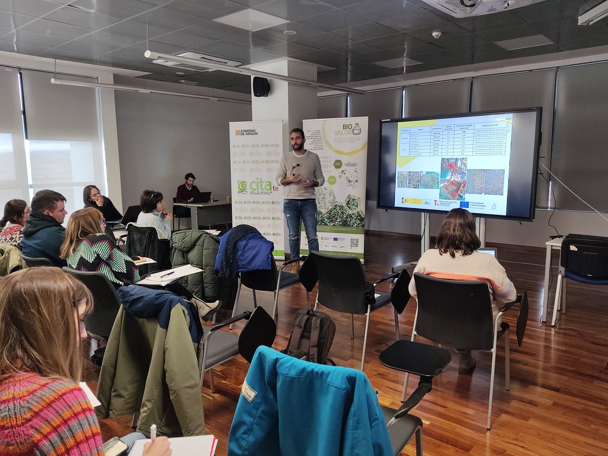 CITAAragon's tweet photo. 👥 La investigadora del CITA Juliana Navarro, el técnico de investigación David Gimeno y la coordinadora de @CitaTeruel Marta Barba participaron ayer en la reunión anual del proyecto #BIOVALOR @pbiovalor23 celebrada en CITA Teruel 🌿
#ProyectosPRTR #NextGenerationEU https://t.co/s7KFimllGT