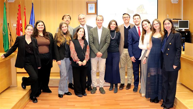 Facultad de Derecho | UAM (@derecho_uam) on Twitter photo Entrega del II Premio al mejor TFM del Máster
tinyurl.com/2xvy94n8 Entrega del II Premio al mejor TFM del Máster
tinyurl.com/2xvy94n8