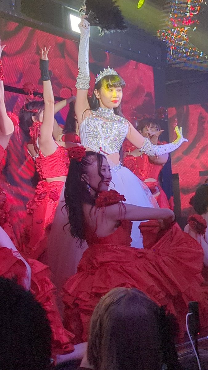 一吹BIRTHDAYおめでとう🎉🥀🐺
代表作、可愛い、新作、懐かしいと盛り沢山だったけどオープニングの女源郷で始まった瞬間からどこ見て良いのかパンクでした🫣😳🤯
カルメン白のドレスで出てきた時…昔ビジョン上に座ってたの思い出してた🥹
#一吹教
#63Angel