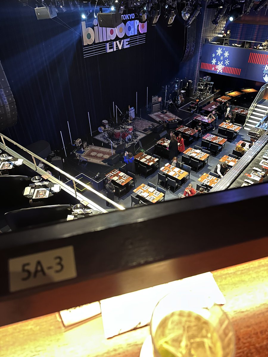 pienikuppi's tweet photo. 今年の締めライブ
#The Verbs #billboad tokyo https://t.co/MI5cKw5F3y