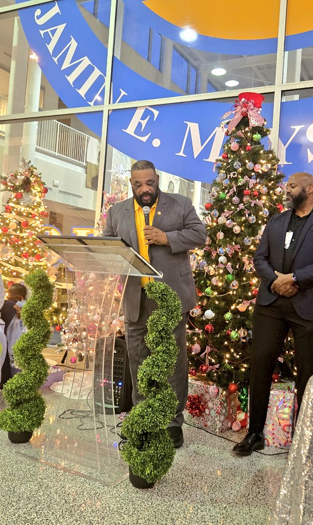Michelle Byrdsong M.Ed, MSW (@mssongbyrd2) on Twitter photo A big thank you to Dr. Lee for coming out and supporting our Teacher and Staff of the Year program. Once a Raider, always a Raider! 💙
<a href="/APSMaysRaiders/">APS Mays Raiders</a> A big thank you to Dr. Lee for coming out and supporting our Teacher and Staff of the Year program. Once a Raider, always a Raider! 💙
<a href="/APSMaysRaiders/">APS Mays Raiders</a>