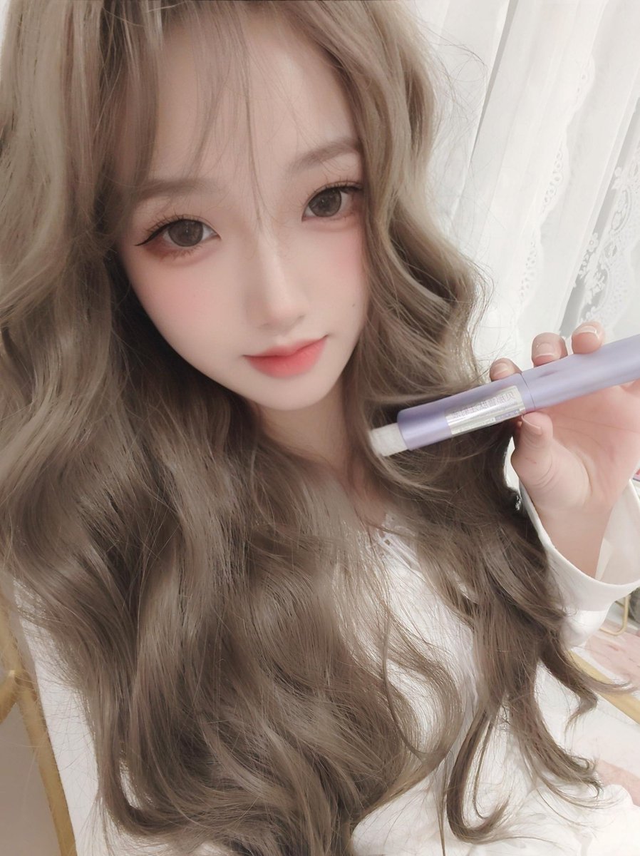 mmmaobilo's tweet photo. 分享一个自用减重 😘贝那鲁肽��射🖊️ 需要的姐妹可以帮忙代开哦 一分钱都不赚原价2380。😘医院直接顺丰冷链发货哦 https://t.co/xHUCRdZ5Y4