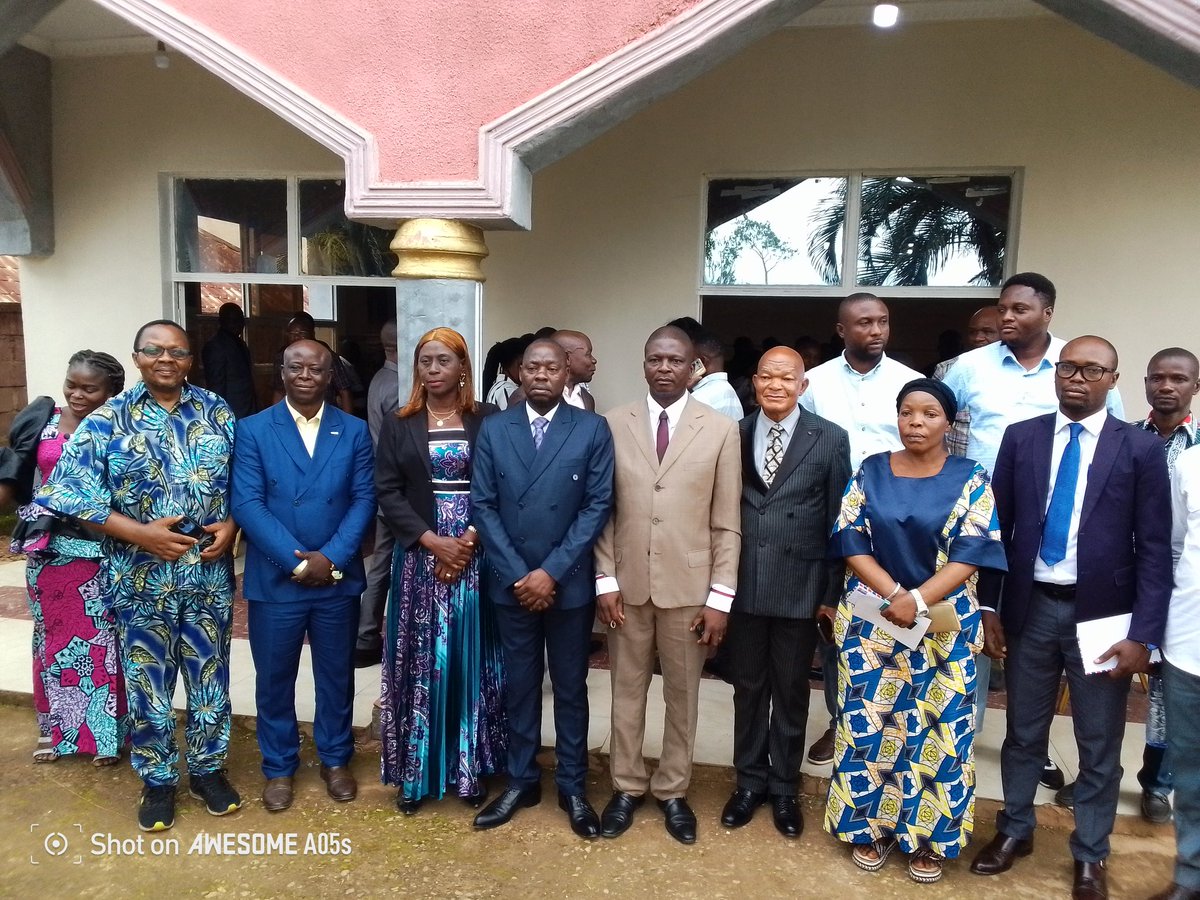 luckybasianga's tweet photo. Le  Barreau du kongo central à organisé une matinée Scientifique avec comme thème :La Justice Transitionnelle et la loi sur les Réparations des Victimes contre la paix et la sécurité de l'humanité.Orateur : Me Joseph KHASA, Doctorant en Justice Transitionnelle. https://t.co/bB2WgbKt9T