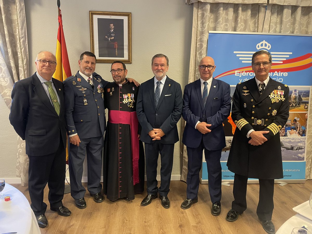 En el día de ayer la Agrupación compartió con el Ejército del Aire y el Espacio así como con la Marina la celebración de Ntra. Sra. de Loreto