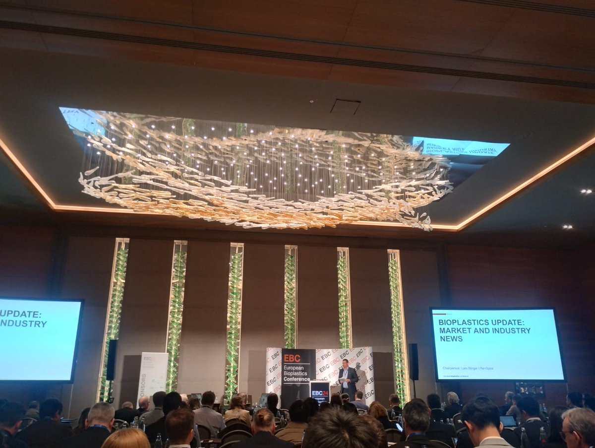 Cidaut's tweet photo. Cidaut attended EBC 24, showing the results of the Red Marfil project on bio-based polymers for packaging with a poster. 🌱
#BioInnovation #EcoMaterials #GreenInnovation #BioEconomy #RenewableSolutions #NextGenPlastics #ScienceForChange #SustainableFuture https://t.co/NaLDXB2glr