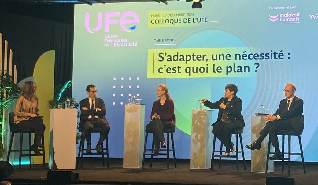 S'adapter c’est investir, pour permettre et se préparer :
⚡️à l’électrification massive des usages
⚡️aux raccordements records des #EnR
⚡️à la rénovation et la modernisation du #réseau pour le rendre plus résilient aux aléas climatiques.
<a href="/M_Laigneau/">Marianne Laigneau</a> <a href="/enedis/">Enedis</a> <a href="/ufelectricite/">Union Française de l'Électricité (UFE)</a>