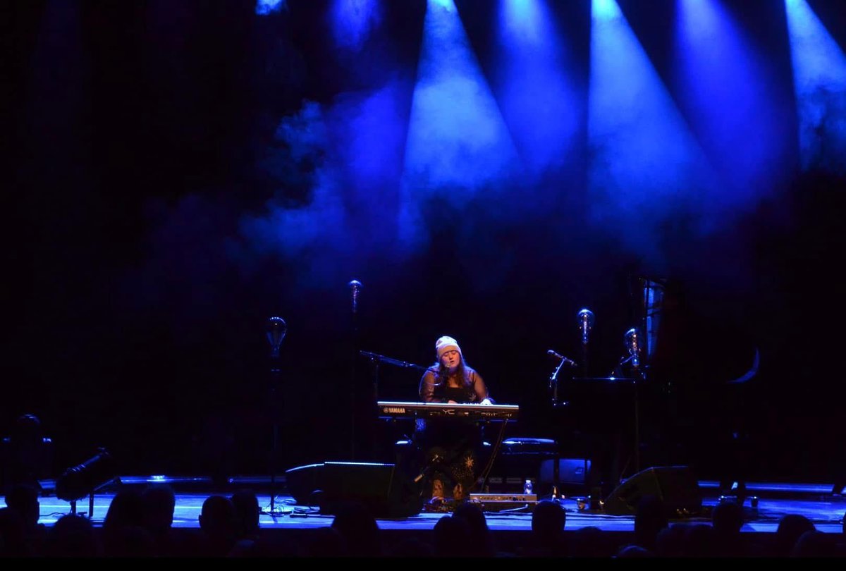 Rachel Grace (@rachelgrace2002) on Twitter photo Last night was a gorgeous experience, thanks so much to <a href="/gavinjames/">Gavin James</a> and his lovely crew for having me open up the show!
📸: Hannah Quinn Last night was a gorgeous experience, thanks so much to <a href="/gavinjames/">Gavin James</a> and his lovely crew for having me open up the show!
📸: Hannah Quinn