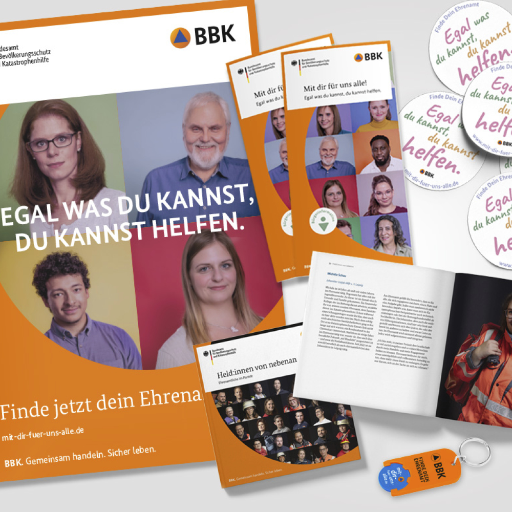 BBK wirbt mit neuem Infomaterial für Ehrenamt (Foto: BBK)

Mehr auf skverlag.de | #Rettungsdienst #Notfallsanitäter #NotSan #Rettungssanitäter #Notarzt #Notärztin #Feuerwehr #Bevölkerungsschutz #Katastrophenschutz #Zivilschutz #Ehrenamt #BBK 

bit.ly/3ZvokgX