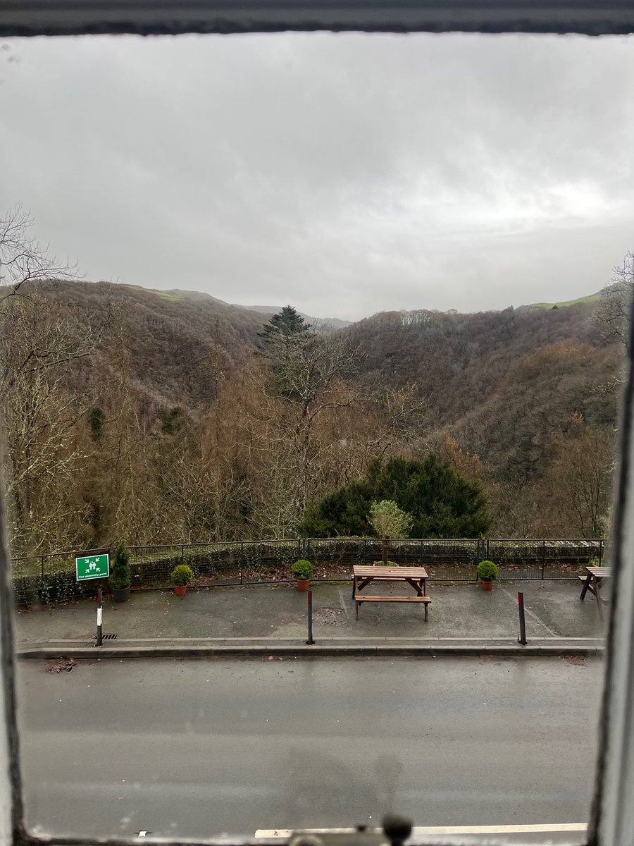 wapple15's tweet image. Looking beyond #WednesdayWindows #DevilsBridge Hotel 🏴󠁧󠁢󠁷󠁬󠁳󠁿 #WindowsOnWednesday