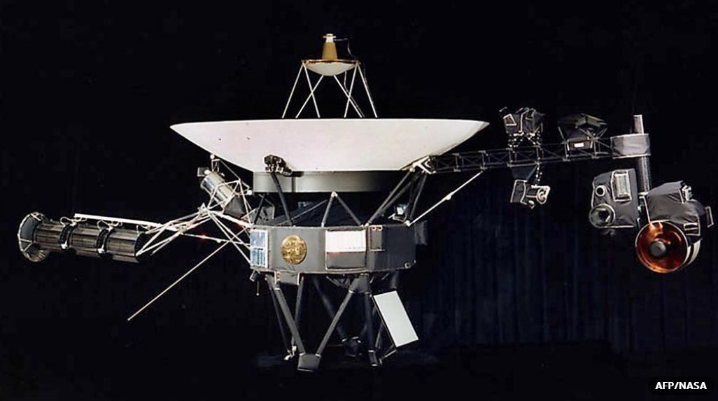 RichardLamb's tweet image. Steenoude #telescoop #Dwingeloo vangt signaal op van 25 miljard kilometer // #Voyager1
_ _ _
Heb je belangstelling voor techniek?
Boek dan eens de presentatie 
'Uitzonderlijk Lachwekkende Uitvindingen'
=&amp;gt; debestespreker.nl @ShowBirdCom