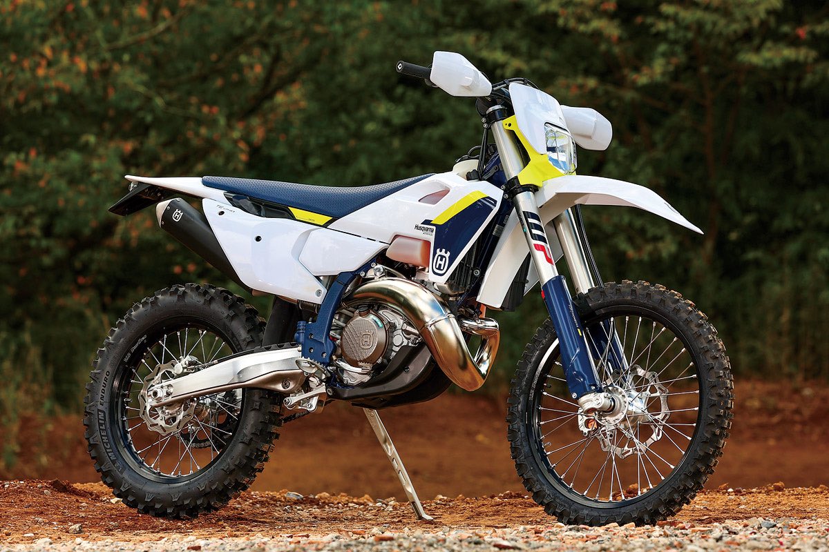dirtsports_edit's tweet photo. 【オフパ2024@モトフィールド榛名】
12月15日開催✨

オフパでの試乗車紹介‼️
Husqvarna TE250

ジャンルを問わず多様な目的で利用できるバイクです！
乗りやすさ、扱いやすさ抜群です❗️

是非オフパで試乗してみて下さい！

#オフパ 
#オフパ2024
#husqvarna https://t.co/7vyhZdKmfV