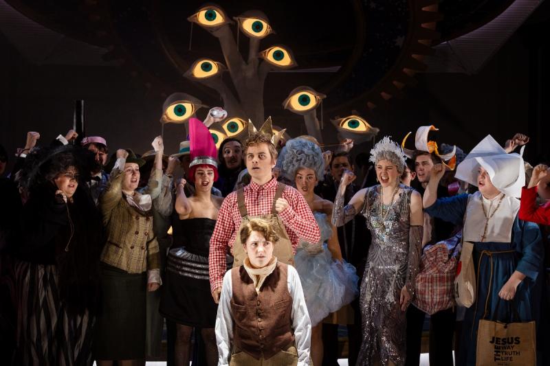 theartsdesk.com (@theartsdesk) on Twitter photo L’ETOILE <a href="/rncmlive/">Royal Northern College of Music</a> - Teamwork to the fore in a multi-credit operatic comedy - <a href="/RobertBealeMcr/">Robert Beale</a> enjoys a performance of lavish and cheerful absurdity theartsdesk.com/opera/l%E2%80%… L’ETOILE <a href="/rncmlive/">Royal Northern College of Music</a> - Teamwork to the fore in a multi-credit operatic comedy - <a href="/RobertBealeMcr/">Robert Beale</a> enjoys a performance of lavish and cheerful absurdity theartsdesk.com/opera/l%E2%80%…