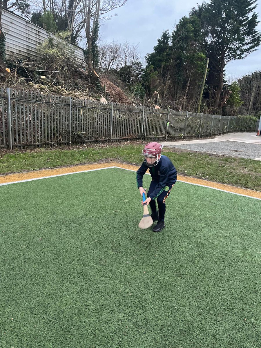 BlackwaterGAA's tweet photo. Great to see the @Hurling365 in full swing this morning in @scoilnaomhbride https://t.co/BaNVR48XDq