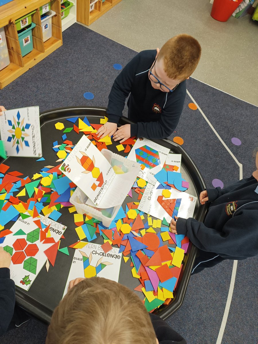 𝕄𝕤.ℍ𝕒𝕪𝕕𝕖𝕟 tweet media