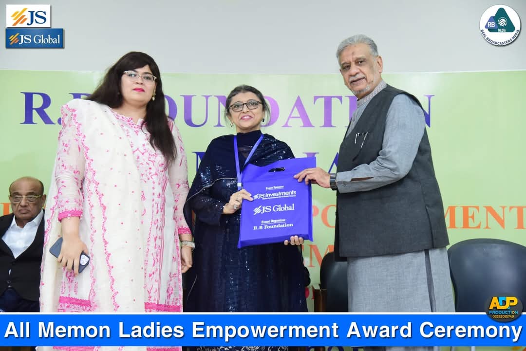 DrSaira's tweet photo. I am honored to have received an award at the All Memon Ladies Empowerment Award Ceremony, recently organized by RB Media at All Pakistan Memon Federation.

It was truly a lovely and memorable experience!

#Empowerment #Recognition #AllPakistanMemonFederation https://t.co/6LM3Y08a4z