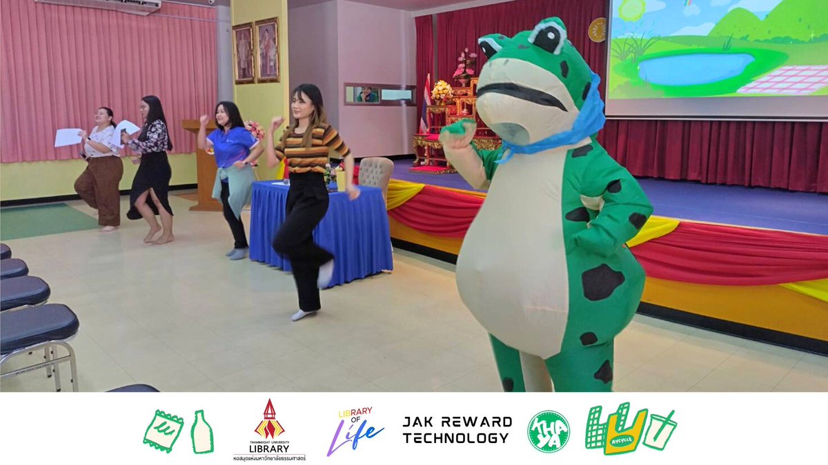 JakReward's tweet photo. 📷ทีมงาน Jak reward technology เตรียมความพร้อมกับบุคลากรและเจ้าหน้าที่หอสมุดแห่งมหาวิทยาลัยธรรมศาสตร์ ในการจัดกิจกรรมการจัดการและคัดแยกขยะที่จะจัดกับน้องๆเด็กๆโรงเรียนอนุบาลแห่งมหาวิทยาลัยธรรมศาสตร์ ที่จะจัดในวันที่ 17 ธันวาคม 2567 ณ โรงเรียนอนุบาลแห่งมหาวิทยาลัยธรรมศาสตร์ จะสนุกและได้ความรู้เรื่องขาดไหนรอติดตามกันนะครับ
.
#jakrewardtechnology #Jakreward #KHAYA #JAKCHAIN #ThammasatULibrary #หอสมุดแห่งมหาวิทยาลัยธรรมศาสตร์ #THAICHAIN #Khayacoin #JakSocialFund #SocialFund #Blockchain