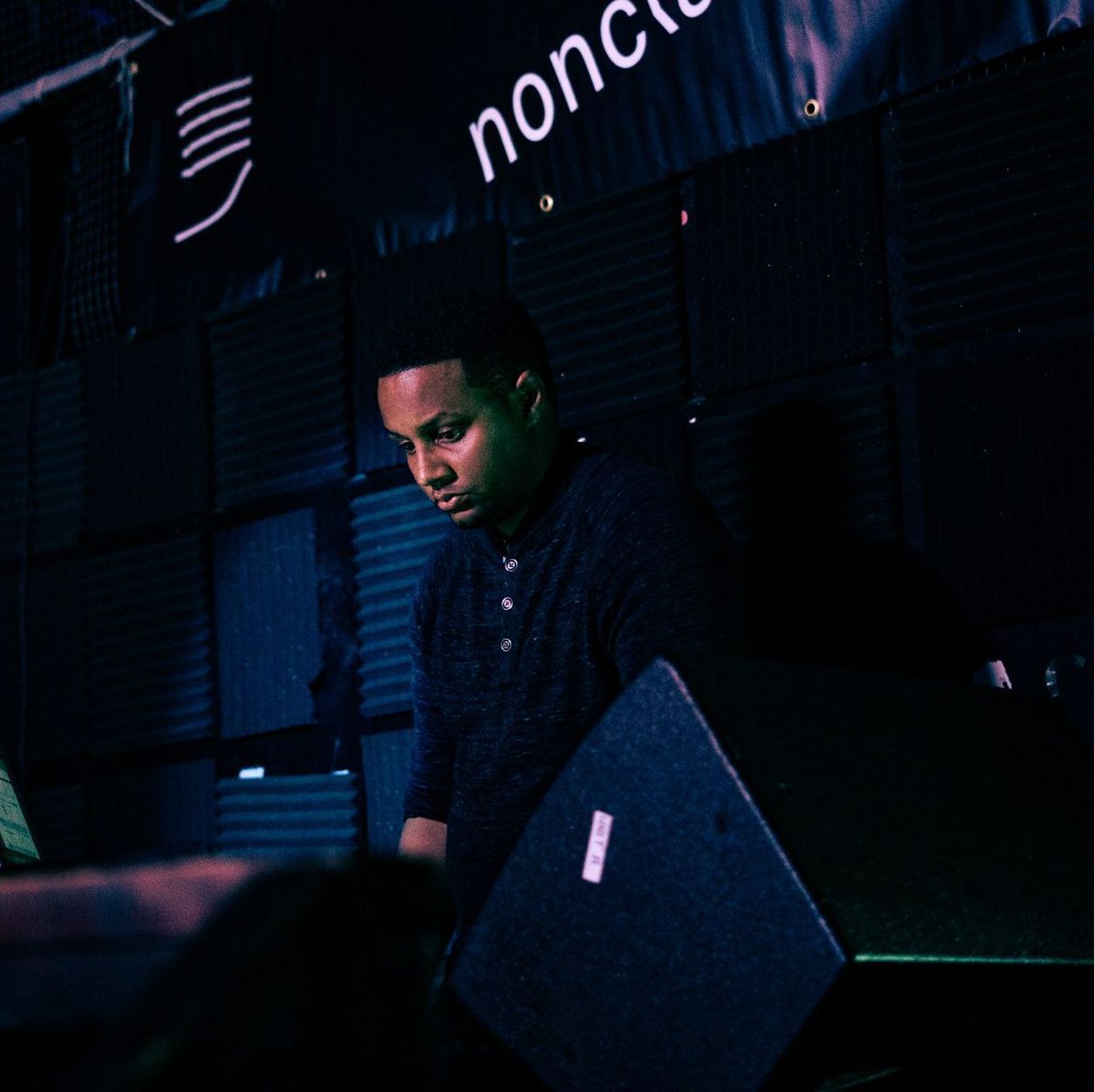 "I’m trying to take an autoethnographical approach with my doctorate. One way I’m doing that is getting more and more into my DJing. What I’ve been learning to do for the past two years [is] to incorporate that into my composing as much as possible."
buff.ly/4eHGjGz