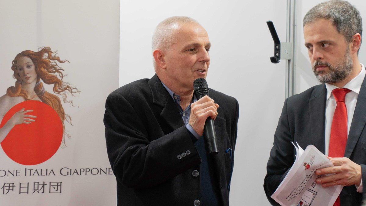 italiagiappone's tweet photo. Premio "#Tokyō_Roma. Parole in Transito 2024"
Il 7 dicembre nell'ambito di #piùlibripiùliberispazio #cepell premiati #BrunoFORZAN e #SATOyuya per #DENDERA @RizzoliLibri
Premio👇
https://t.co/VXFTEha5us
evento 👇
https://t.co/OxPg4YpiNQ https://t.co/OMQKESmvWe